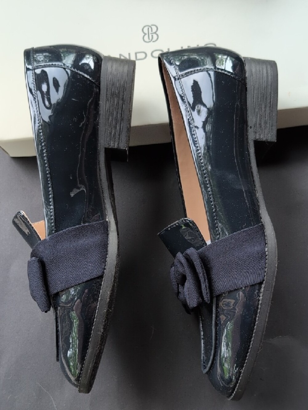 Bandolino Black Patent Loafers with Bow Accent - Picture 2 of 5